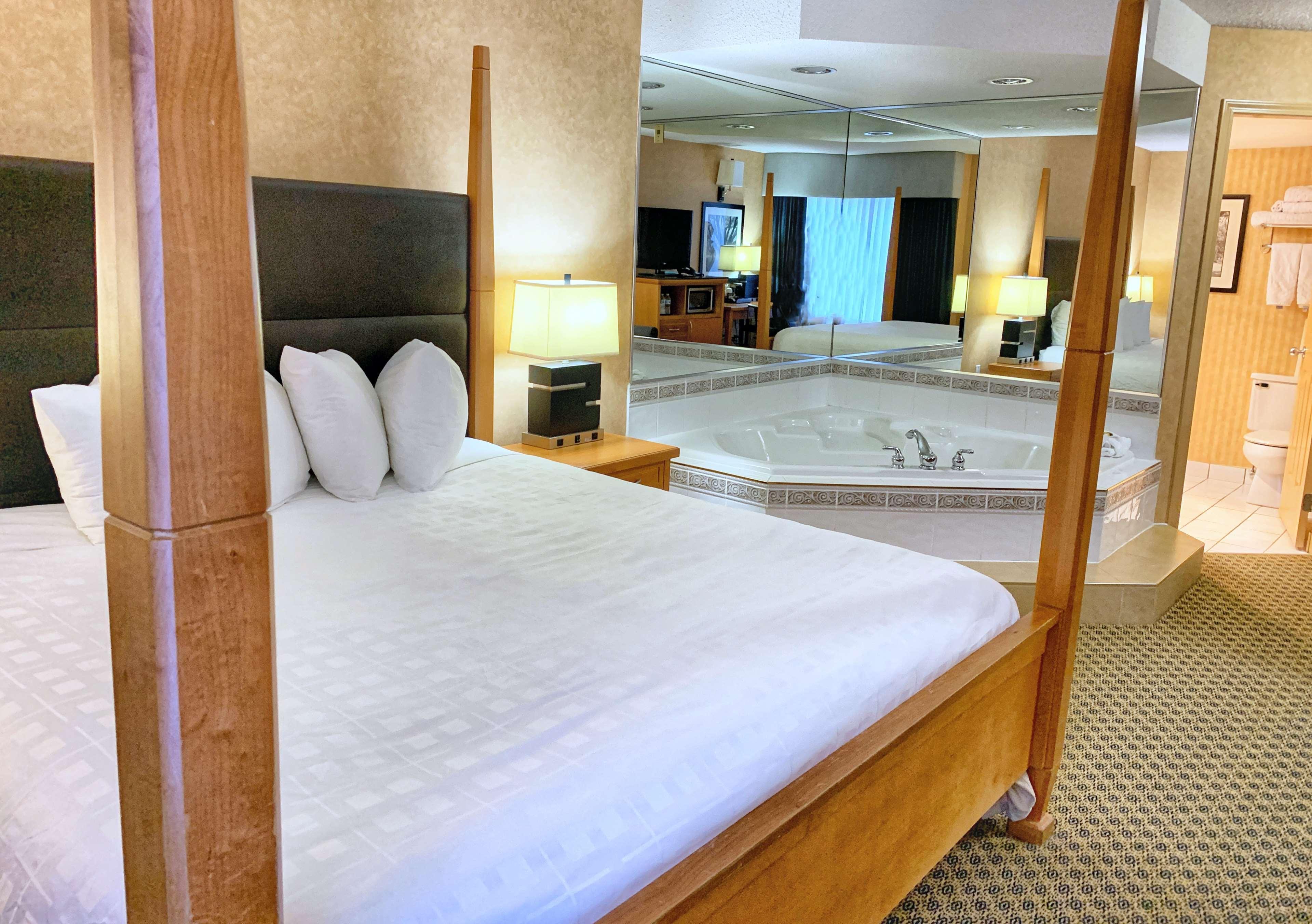 Best Western Plus Regency Inn&Conference Centre Abbotsford Exterior foto